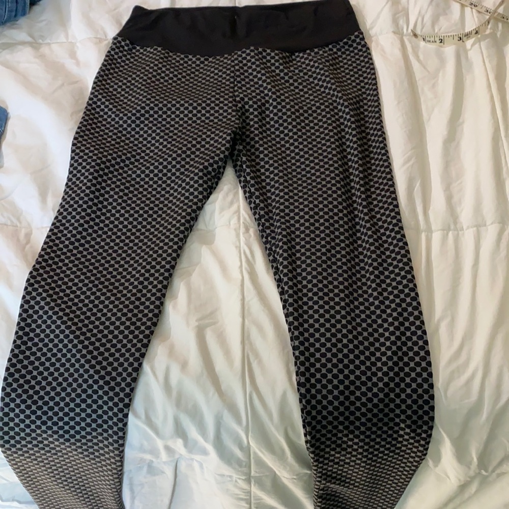 Sherpa supply Co. ultra lift leggings